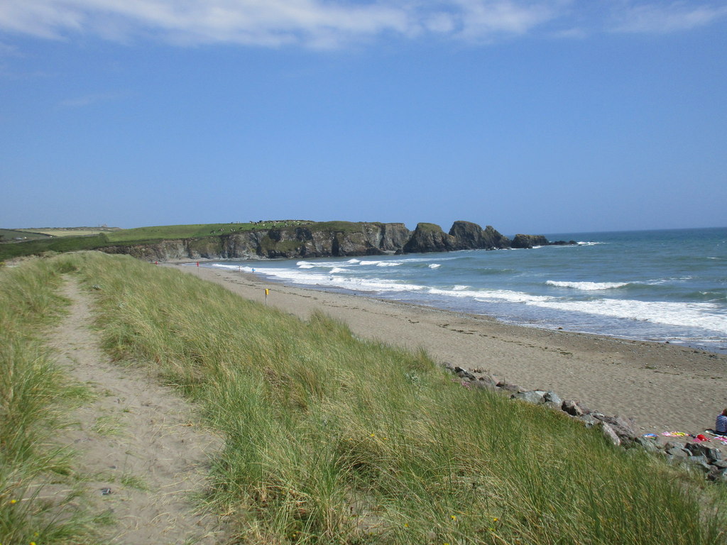The strand at Bunmahon looking west along the Copper Coast